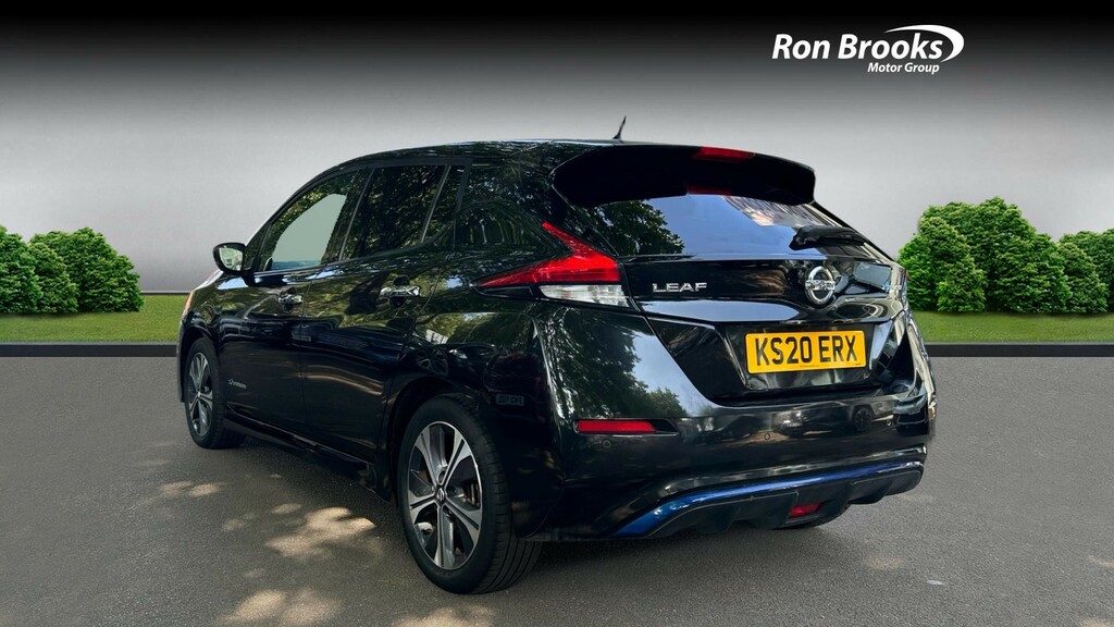 Nissan Leaf 40Kwh Tekna Black #4