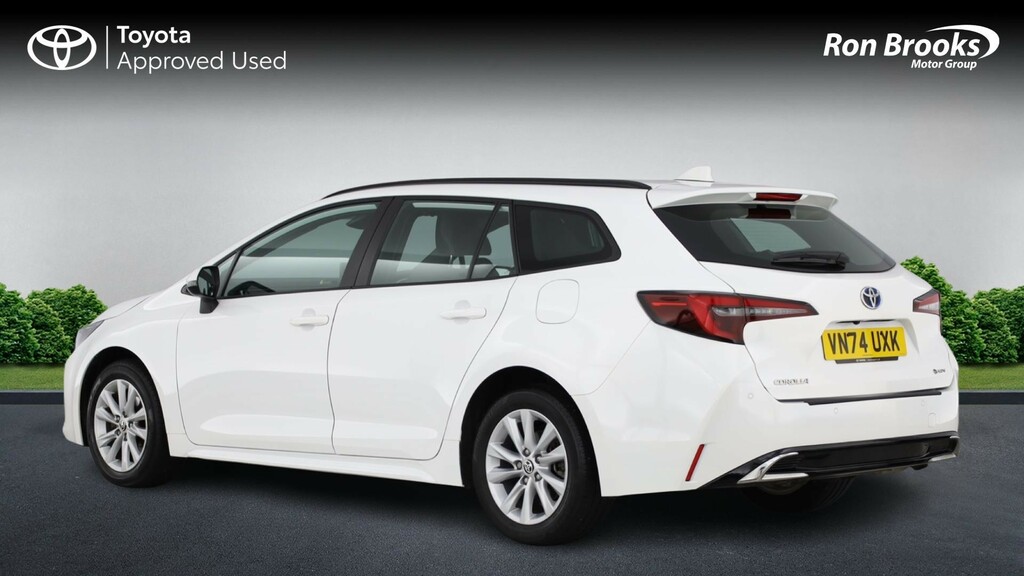 Toyota Corolla 1.8 Vvt-h Icon Touring Spo VN74UXK White #4