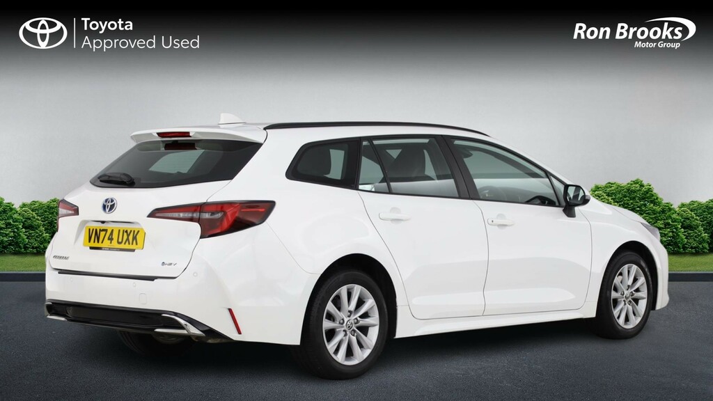 Toyota Corolla 1.8 Vvt-h Icon Touring Spo VN74UXK White #2