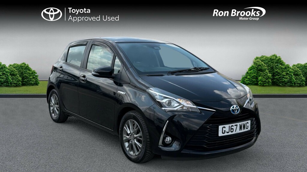 Toyota Yaris 1.5 Vvt-h Icon Tech E-cvt GJ67WWG Black