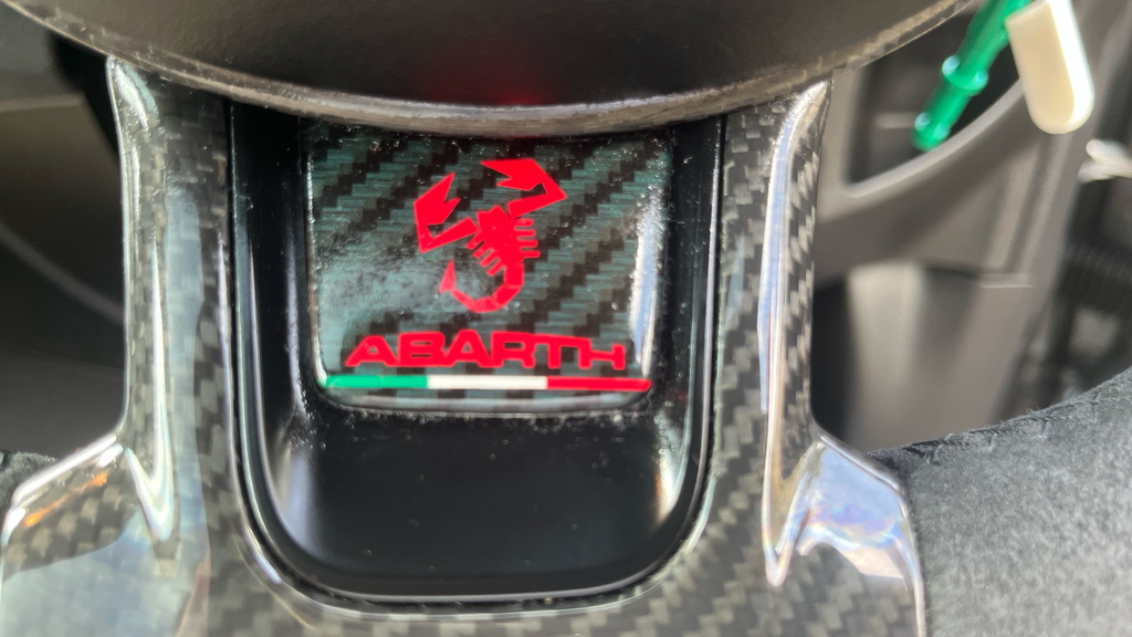 Abarth 695 1.4 T-jet Competizione Euro 6  #27
