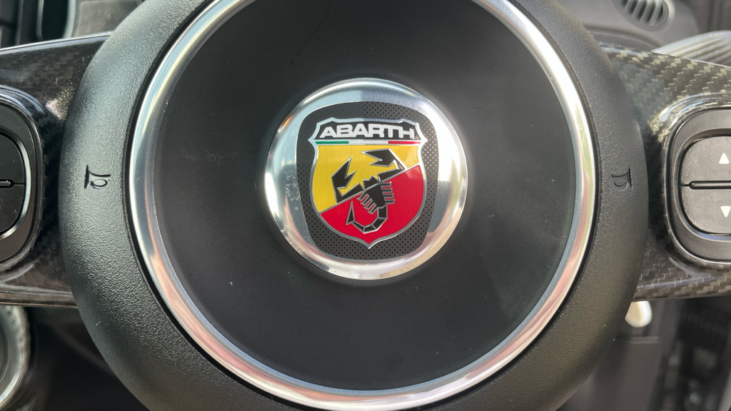 Abarth 695 1.4 T-jet Competizione Euro 6  #28