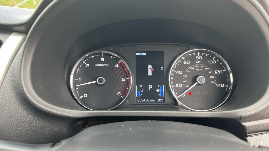Mitsubishi Shogun Sport D 4 Grey #11