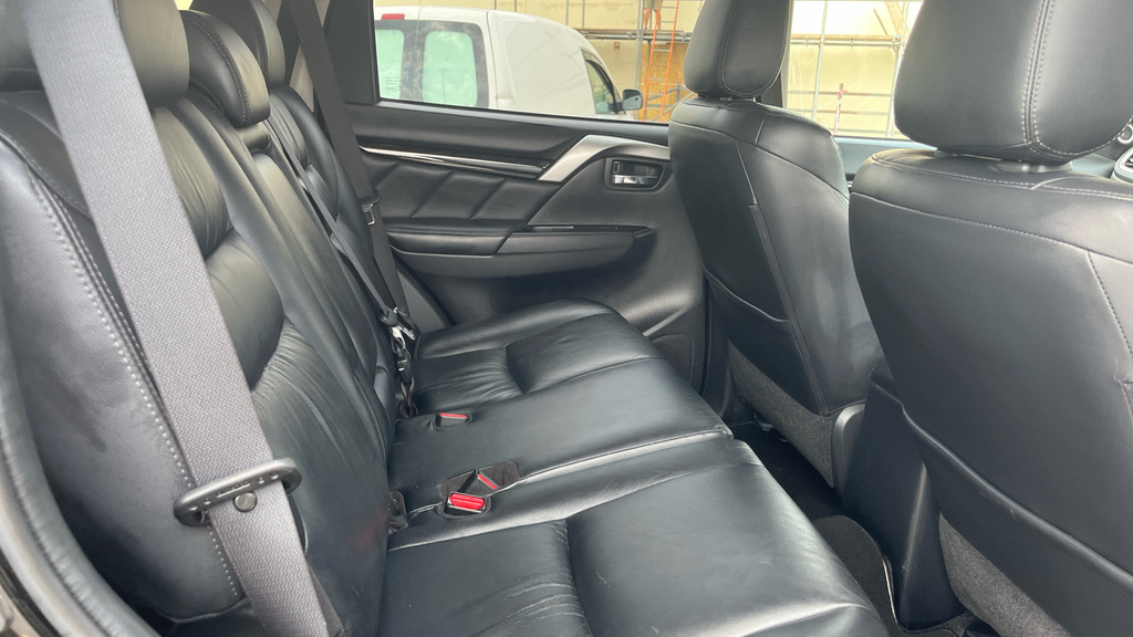 Mitsubishi Shogun Sport D 4 Grey #8