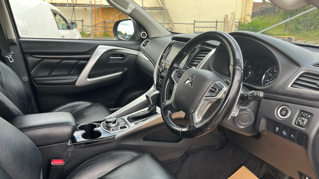 Mitsubishi Shogun Sport D 4 Grey #12