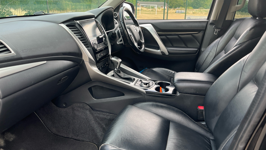 Mitsubishi Shogun Sport D 4 Grey #5