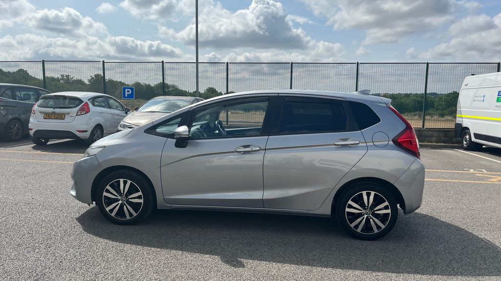 Honda Jazz 1.3 I-vtec Se White #24