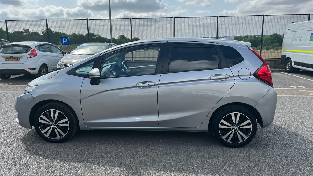 Honda Jazz 1.3 I-vtec Se White #29