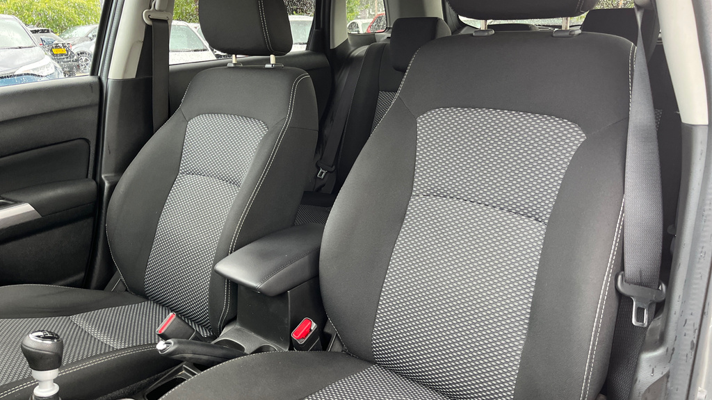 Suzuki Vitara 1.5 Hybrid Sz-t White #48