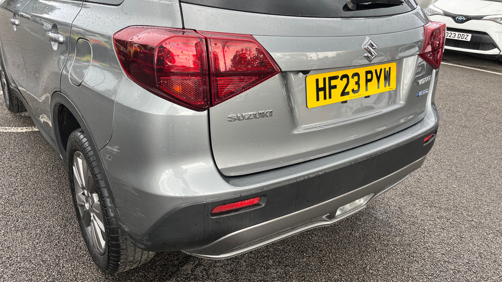 Suzuki Vitara 1.5 Hybrid Sz-t White #39