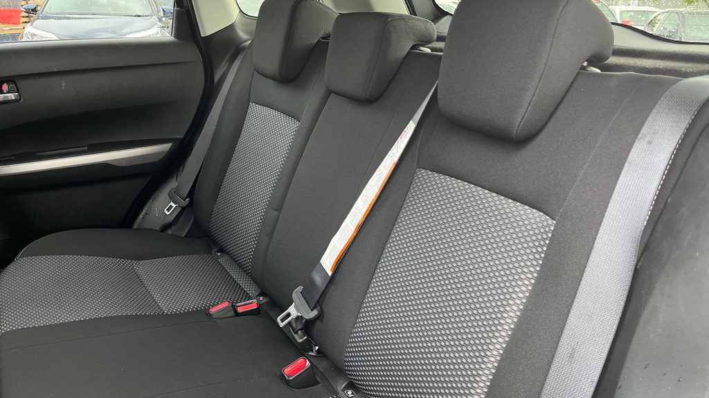 Suzuki Vitara 1.5 Hybrid Sz-t White #15