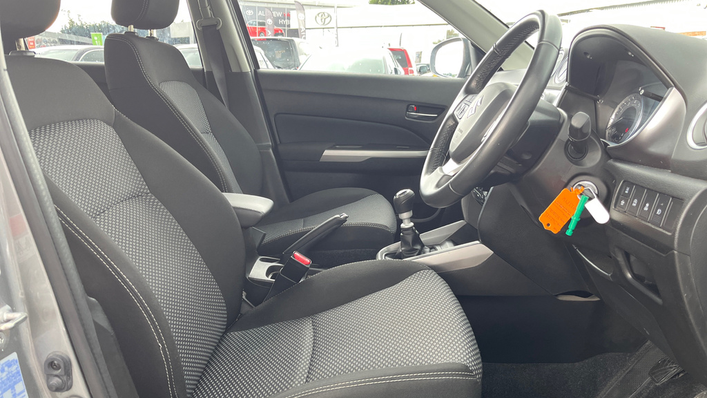 Suzuki Vitara 1.5 Hybrid Sz-t White #12