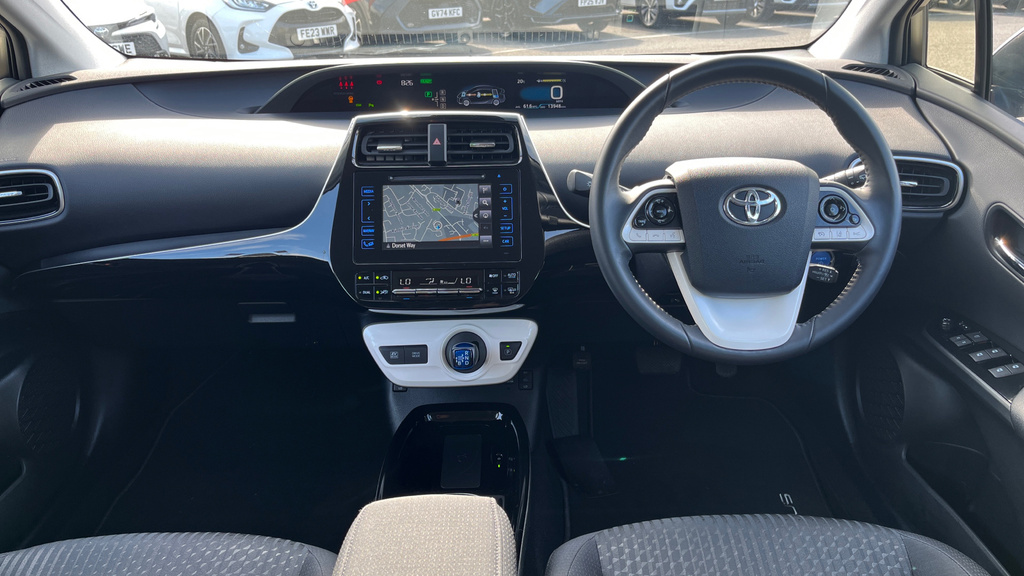 Toyota Prius 1.8 Vvt-h Business Edition White #6