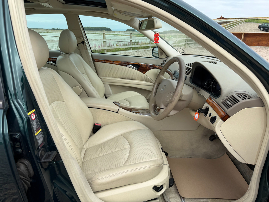 Mercedes-Benz E Class 2.7 Cdi Elegance Saloon 180 Green #5
