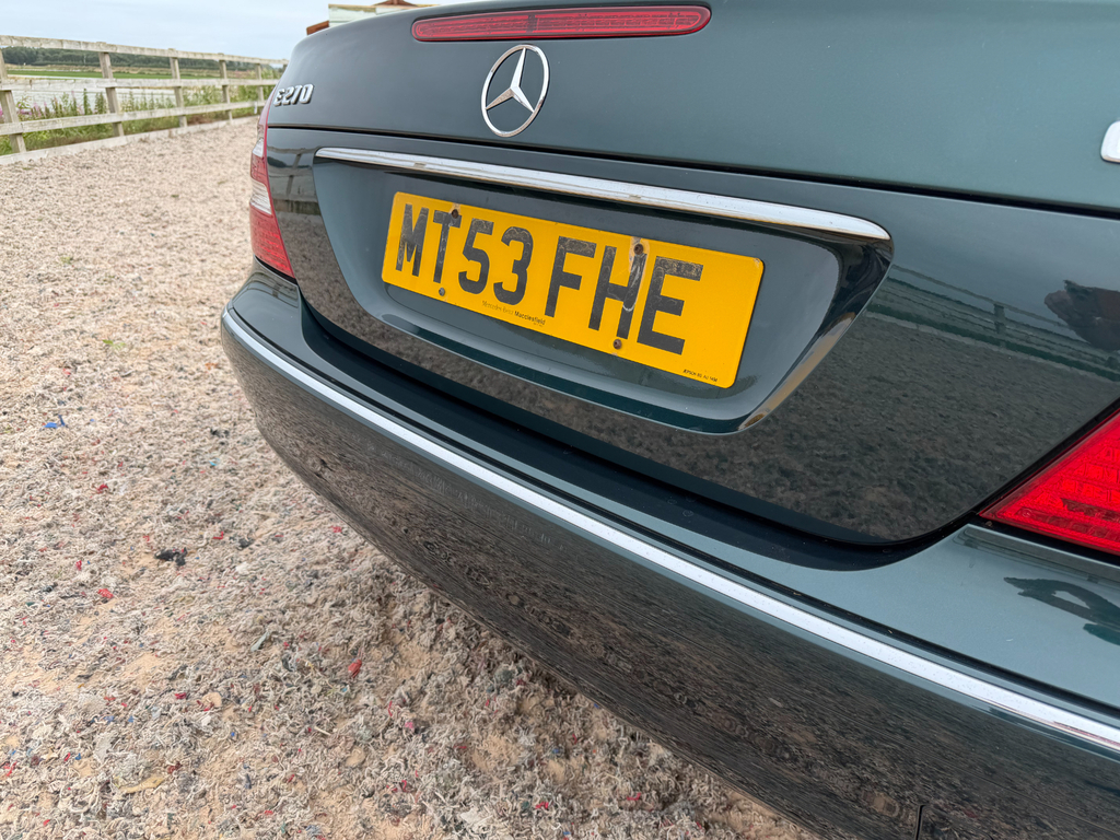 Mercedes-Benz E Class E200 Elegance Silver #36