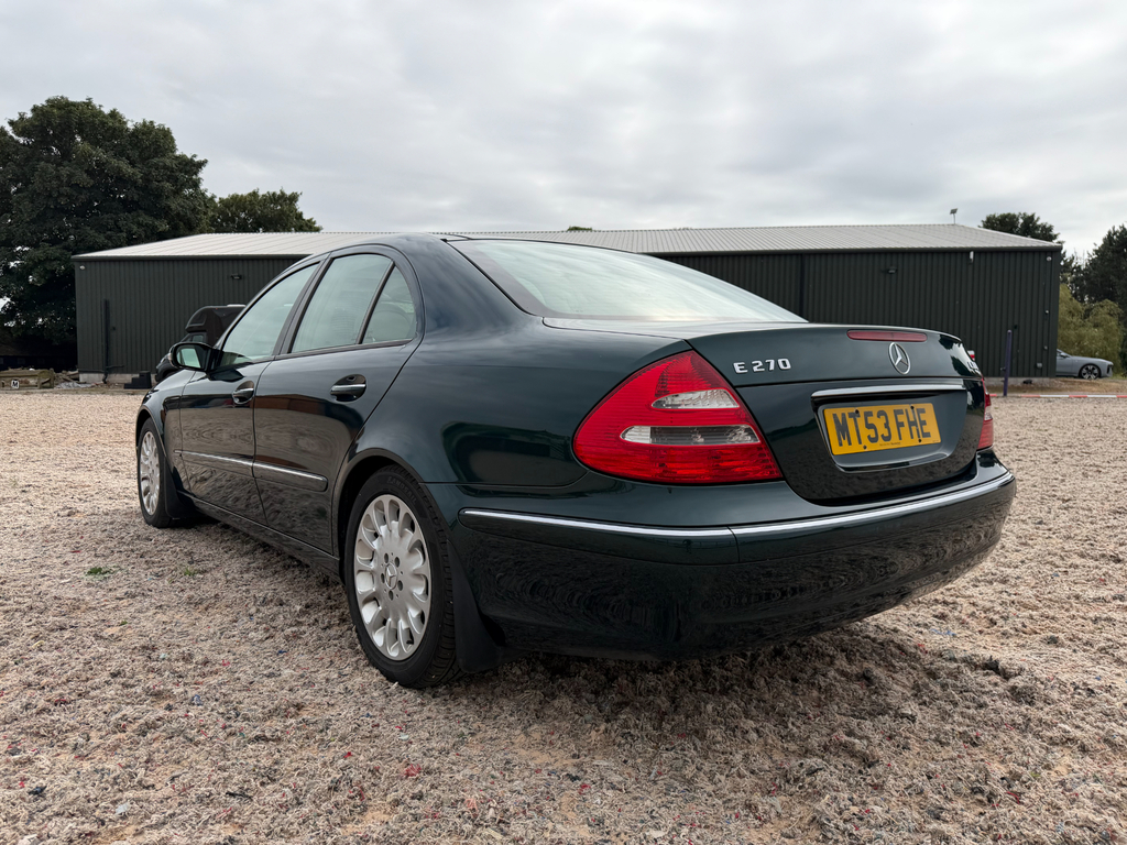 Mercedes-Benz E Class 2.7 Cdi Elegance Saloon 180 Green #4