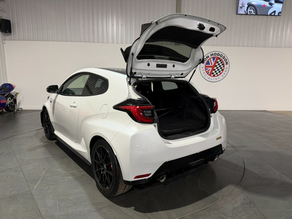 Toyota Yaris 1.33 Dual Vvt I Sport Hatchback White #46