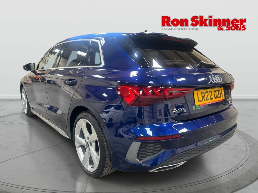 Audi A3 1.5 Tfsi 35 S Line Sportback Eur LR22OZH Blue #3