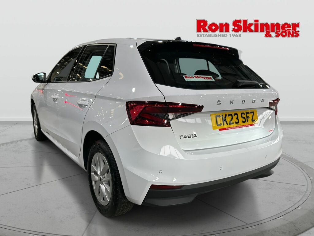 Skoda Fabia 1.0 Tsi Se Comfort Hatchback Eur CK23VXY White #3