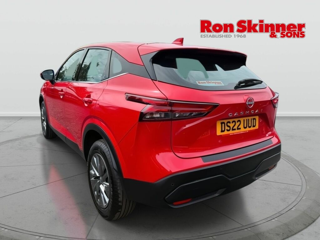 Nissan Qashqai 1.3 Dig-t Mhev Visia Suv Hybrid DS22UUD Red #3