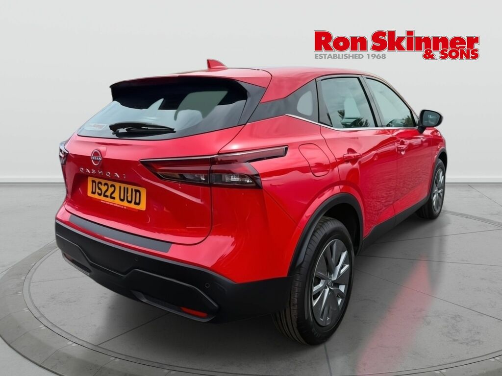 Nissan Qashqai 1.3 Dig-t Mhev Visia Suv Hybrid DS22UUD Red #4