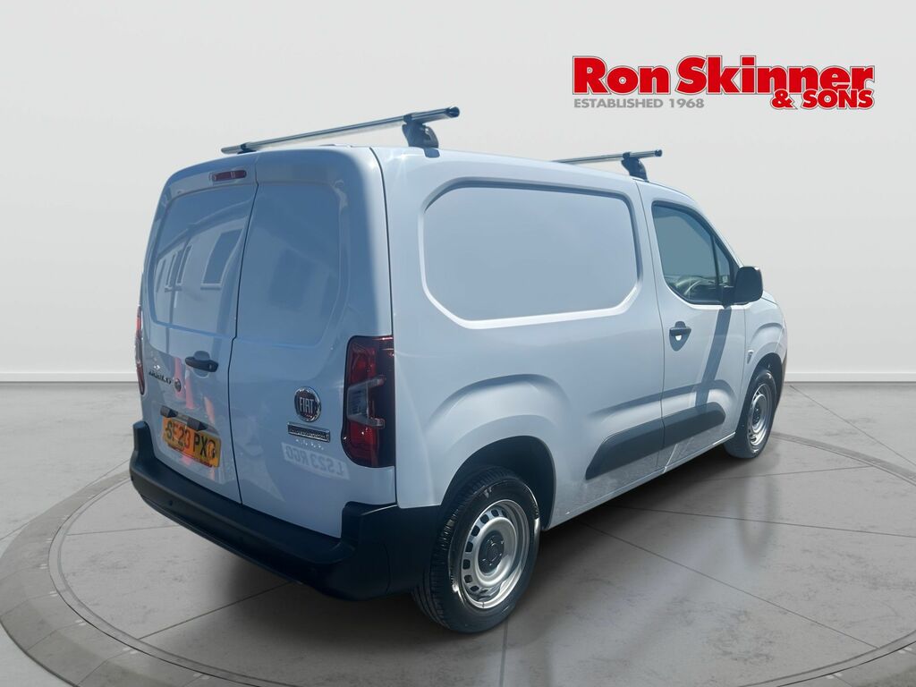 Fiat Doblo 1.5 Bluehdi 650Kg Panel Van Swb White #4