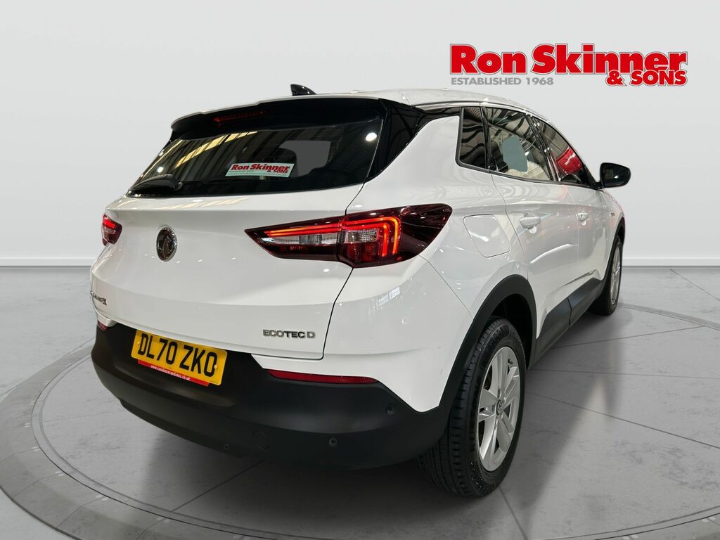 Vauxhall Grandland X 1.5 Turbo D Business Edition Nav Suv Ma White #3