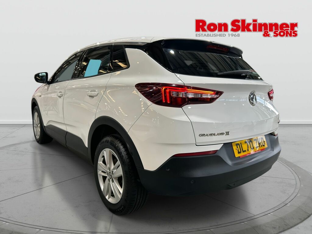 Vauxhall Grandland X 1.5 Turbo D Business Edition Nav Suv Ma White #4