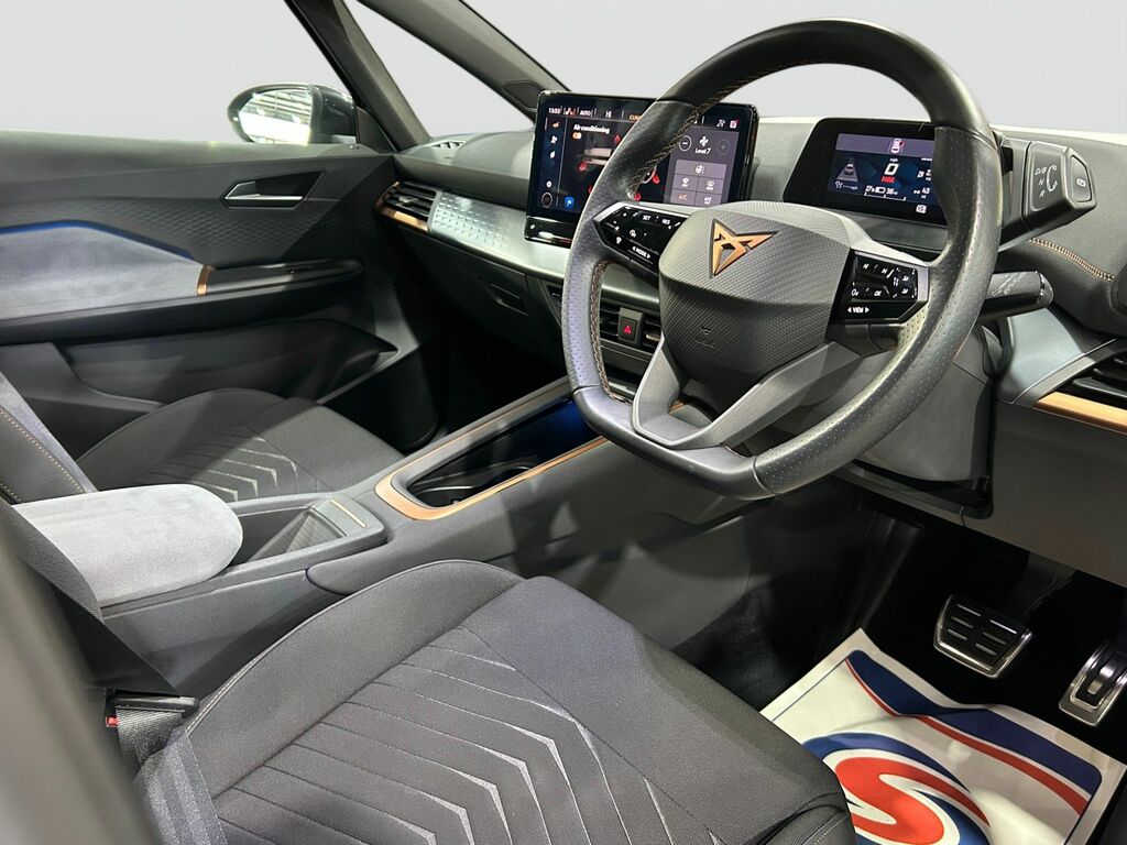Cupra Born 58Kwh V2 Hatchback 204 Ps LO22BBK Silver #6