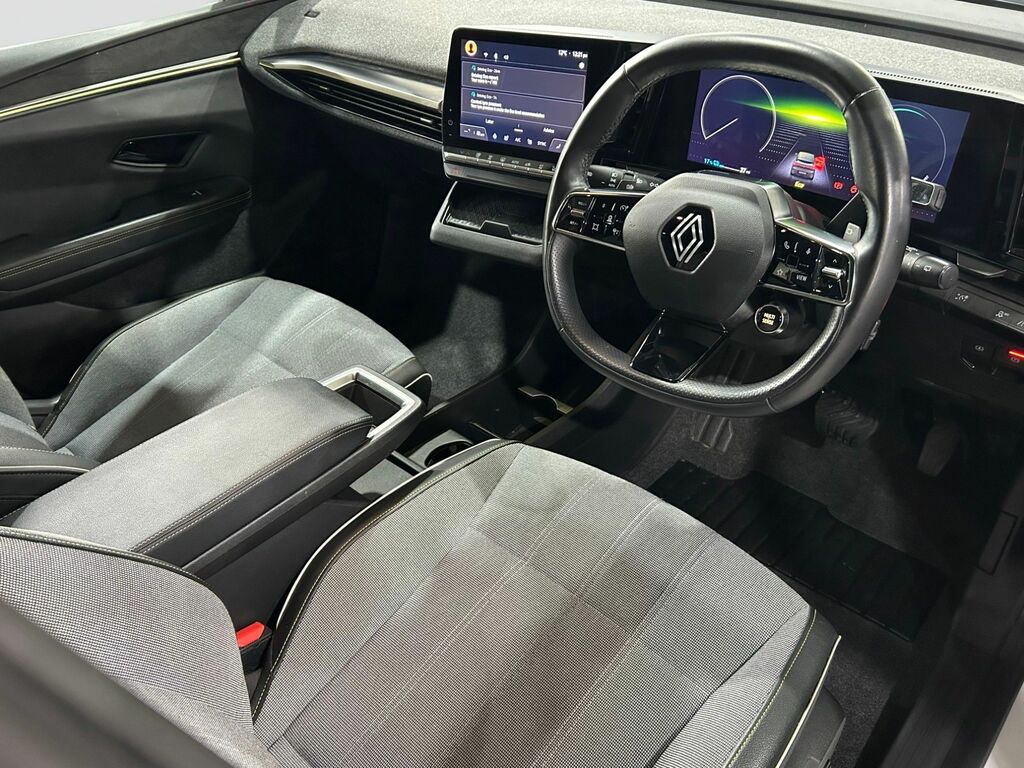 Renault Megane E-Tech 60Kwh Iconic Hatchback Optimum White #6