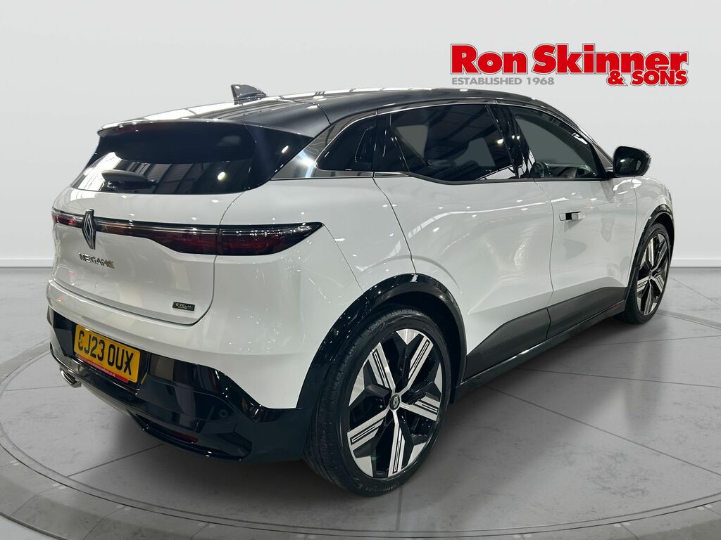 Renault Megane E-Tech 60Kwh Iconic Hatchback Optimum White #4