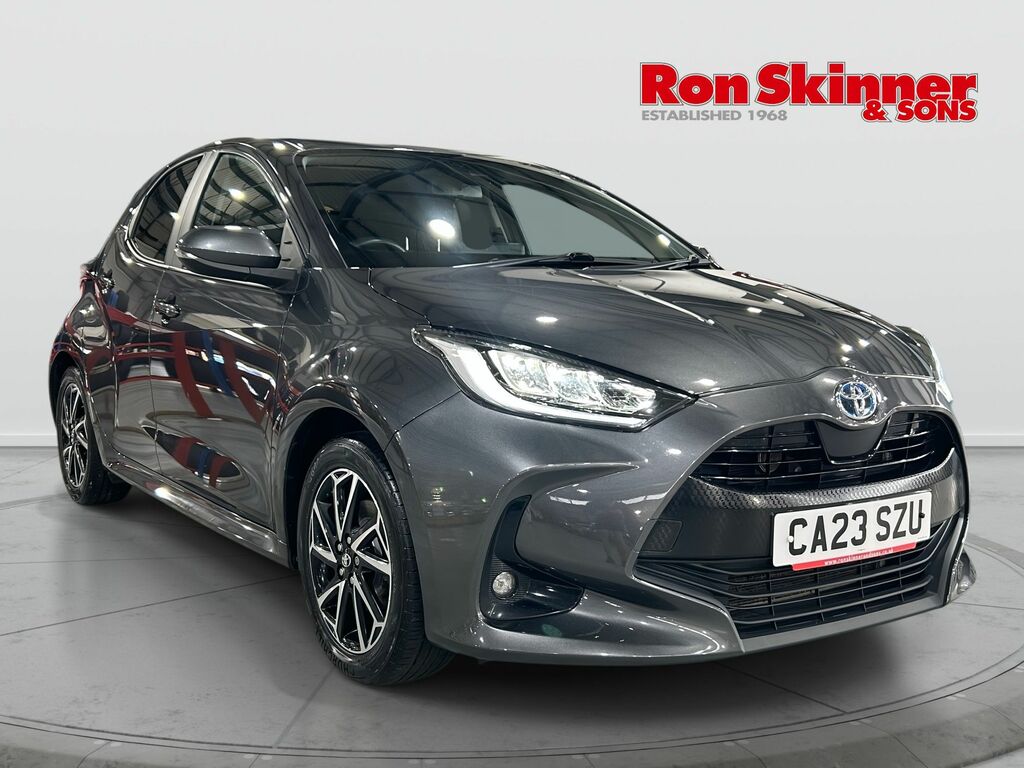 Toyota Yaris 1.5 Vvt-h Design Hatchback Hybrid E-cvt Grey