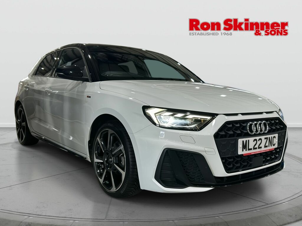 Audi A1 1.0 Tfsi 25 Black Edition Sportback Man ML22ZNC White