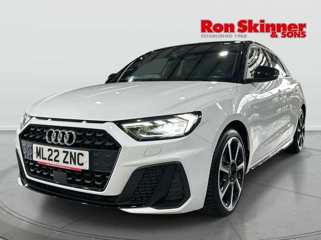 Audi A1 1.0 Tfsi 25 Black Edition Sportback Man ML22ZNC White #2