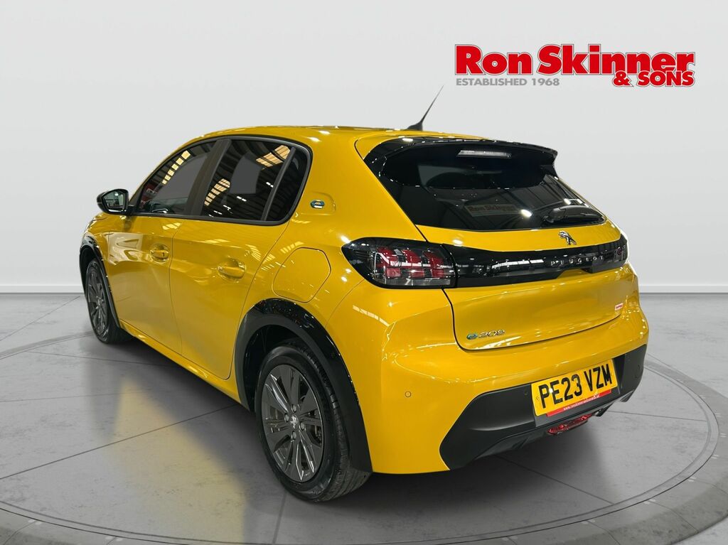 Peugeot e-208 50Kwh Active Premium Hatchback Yellow #3