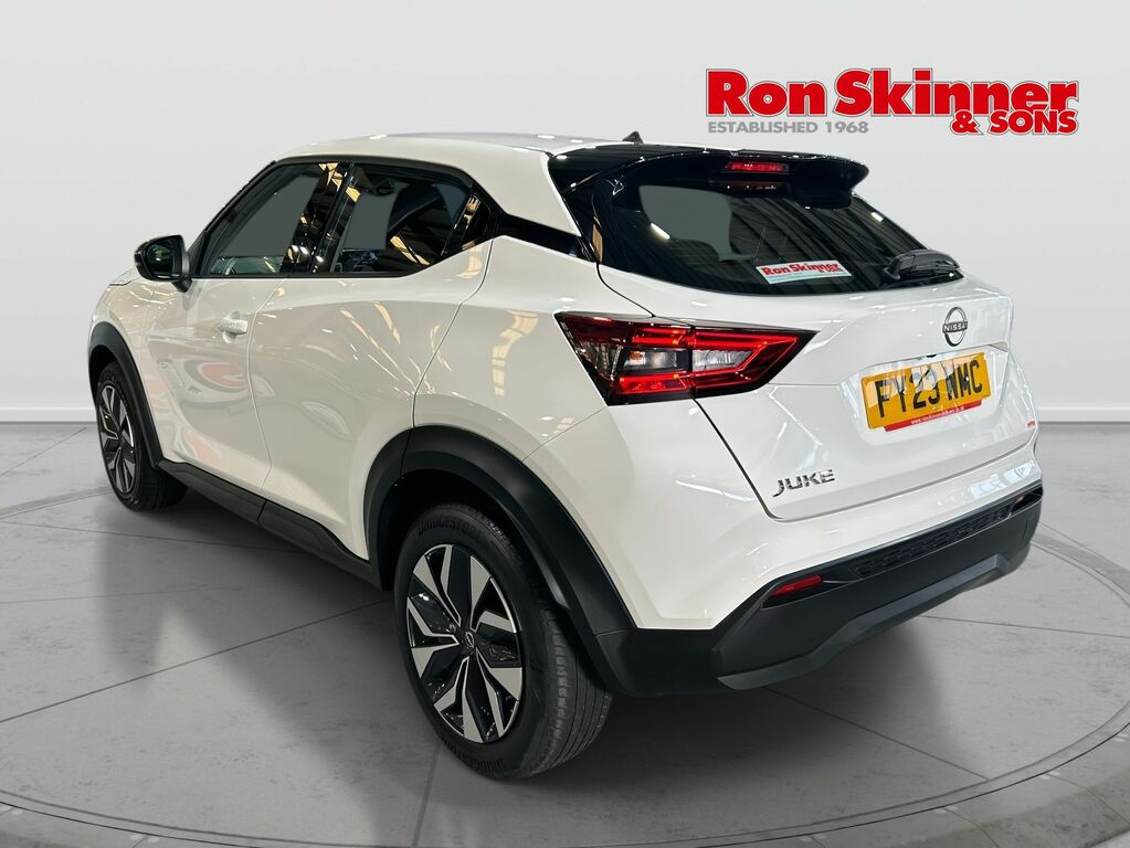 Nissan Juke 1.0 Dig-t Acenta Suv Euro 6 Ss FY23WMC White #2