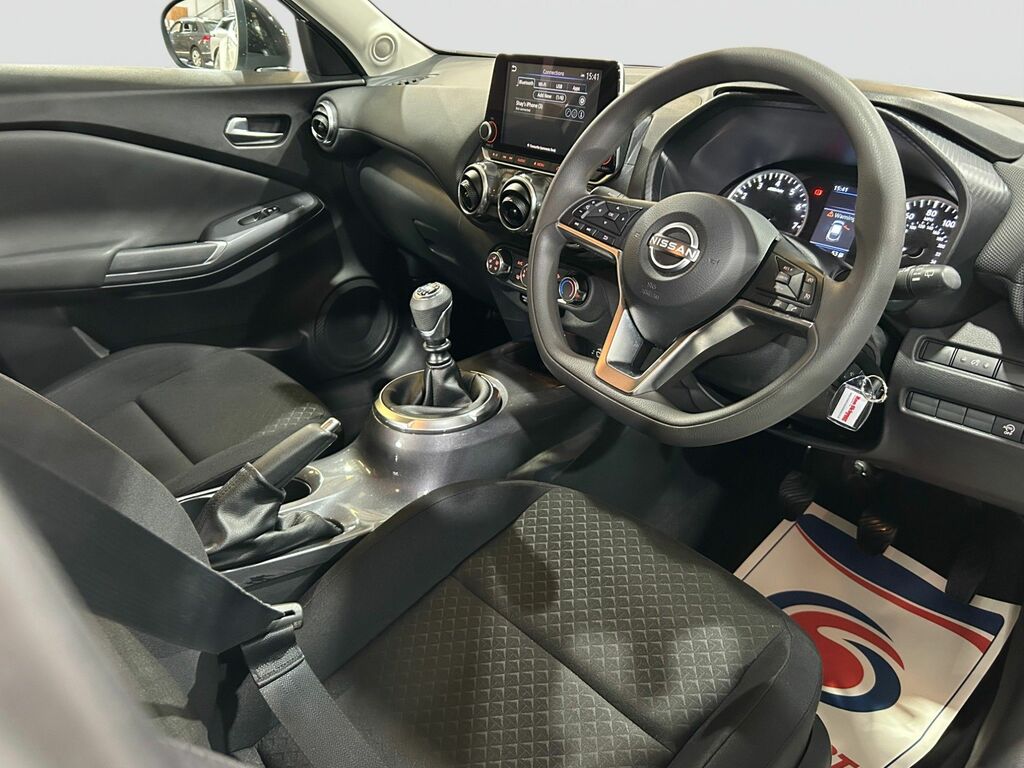 Nissan Juke 1.0 Dig-t Acenta Suv Euro 6 Ss FY23WMC White #5