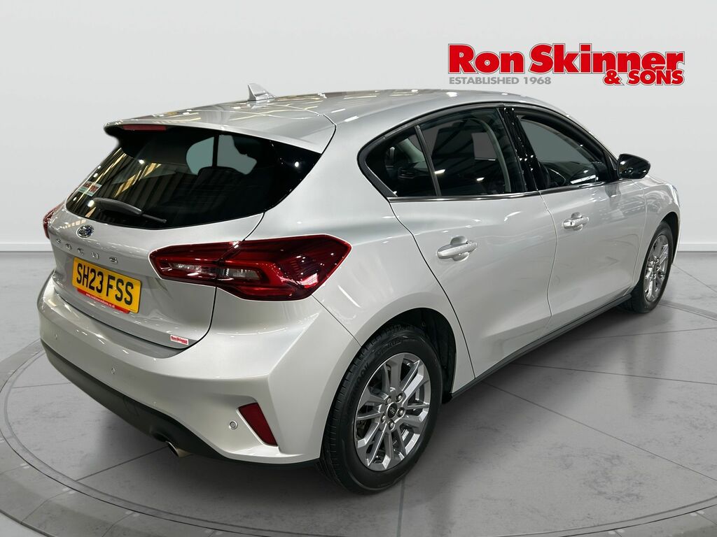 Ford Focus 1.0T Ecoboost Titanium Hatchback SH23FSS Silver #4