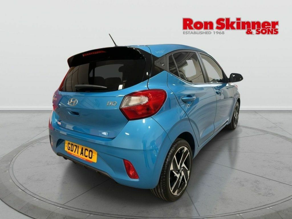 Hyundai I10 1.2 Premium Hatchback Euro 6 S GD71ACO Blue #4