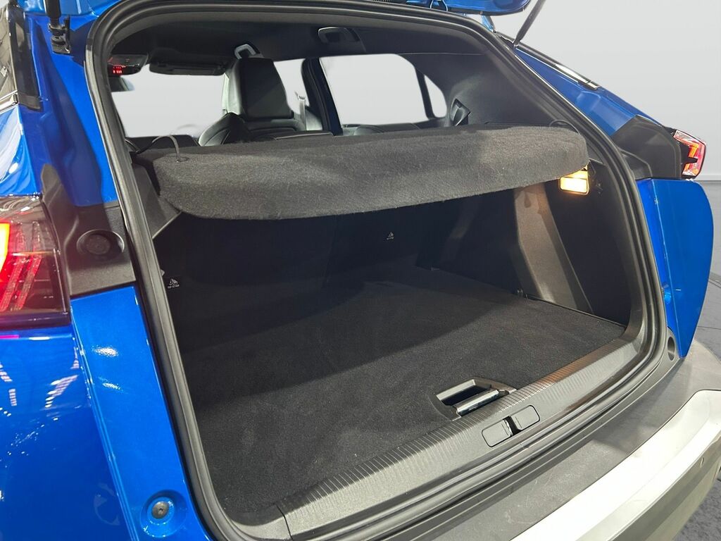 Peugeot e-2008 50Kwh Gt Suv 136 Ps Blue #5