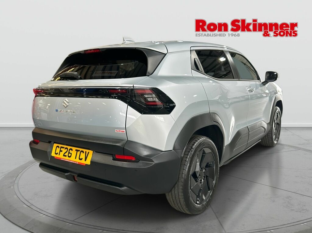 Suzuki Vitara 106Kw 49Kwh Motion Silver #4
