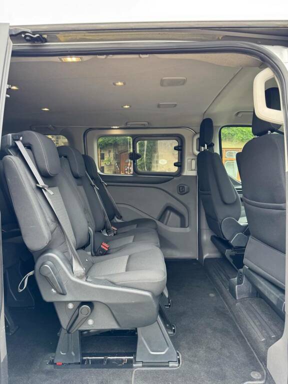 Ford Tourneo Custom 310 Titanium 2.0 Tdci 130 8 Seat Minibus Swb Silver #11
