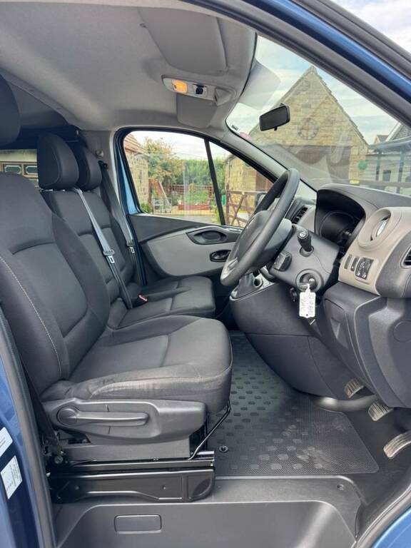 Renault Trafic 1.6 Dci Energy 29 Business Lwb Standard Roof Euro White #14