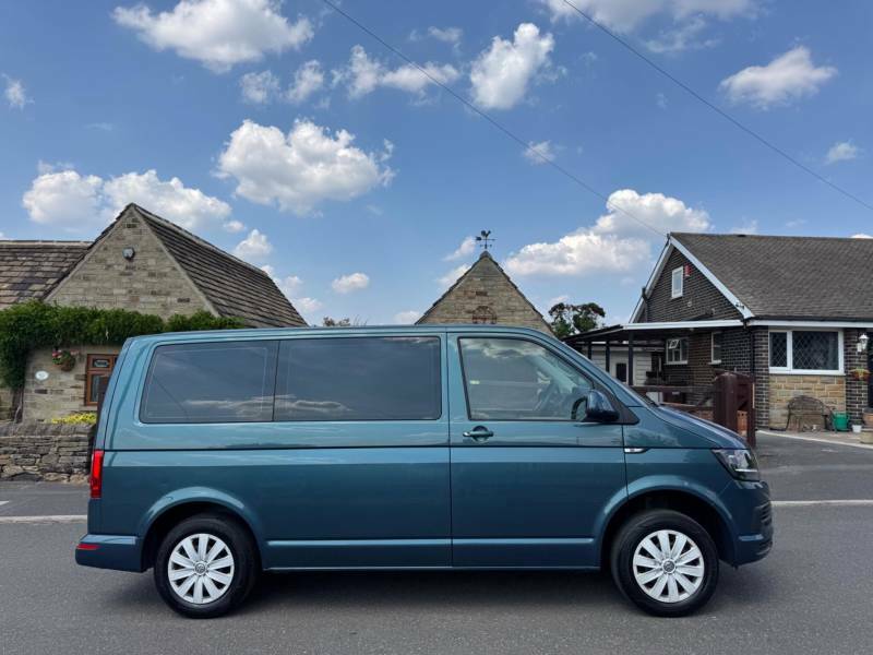 Volkswagen Transporter 2.0 Tdi T30 Trendline Dsg Fwd Swb Euro 6 Ss Green #6