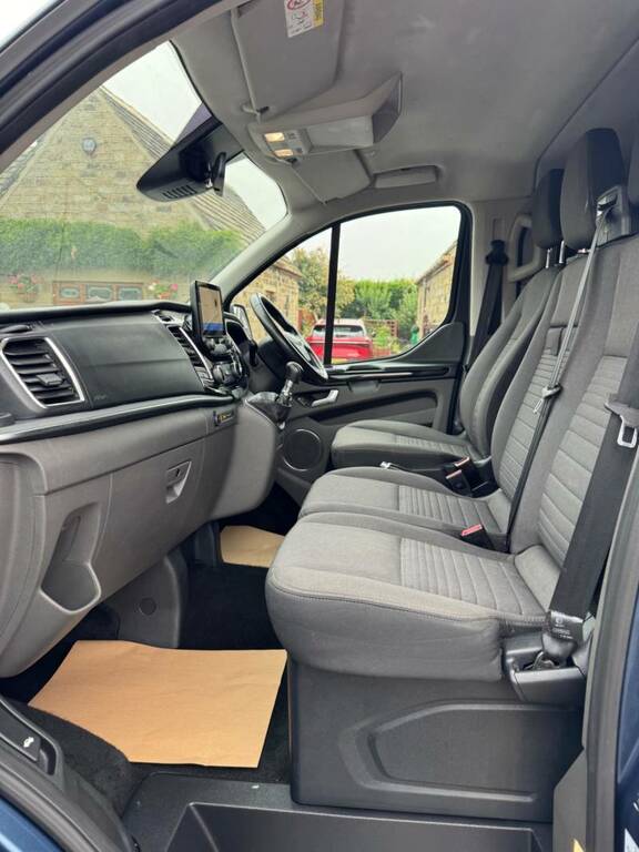 Ford Tourneo Custom Custom 2.0 320 Ecoblue White #9