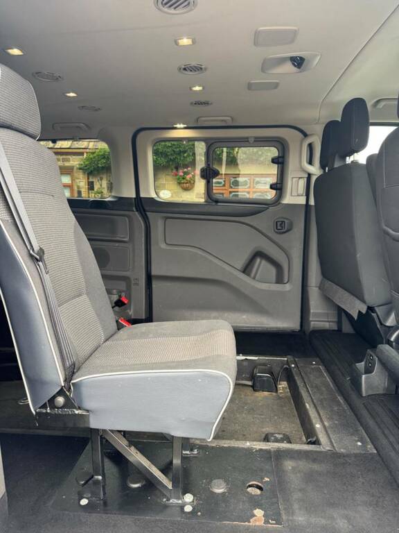 Ford Tourneo Custom Custom 320 Ecoblue Shuttle White #9