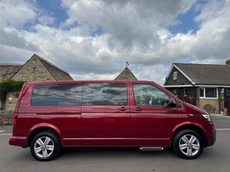 Volkswagen Transporter Shuttle 2.0 Tdi Se Dsg Lwb Euro 6 Ss Red #2
