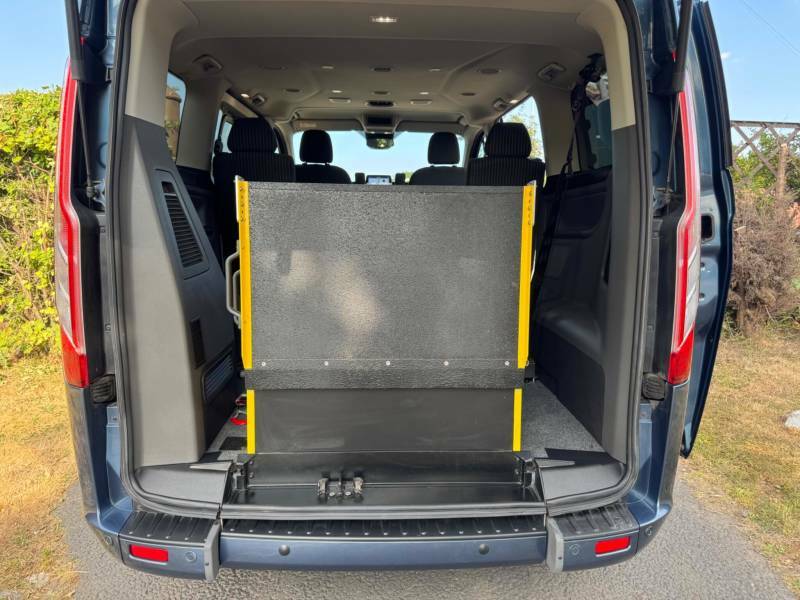 Ford Tourneo Custom Mpv  #14