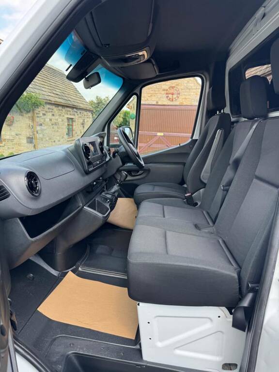 Mercedes-Benz Sprinter 315 Cdi Progressive 2.0 Luton White #11