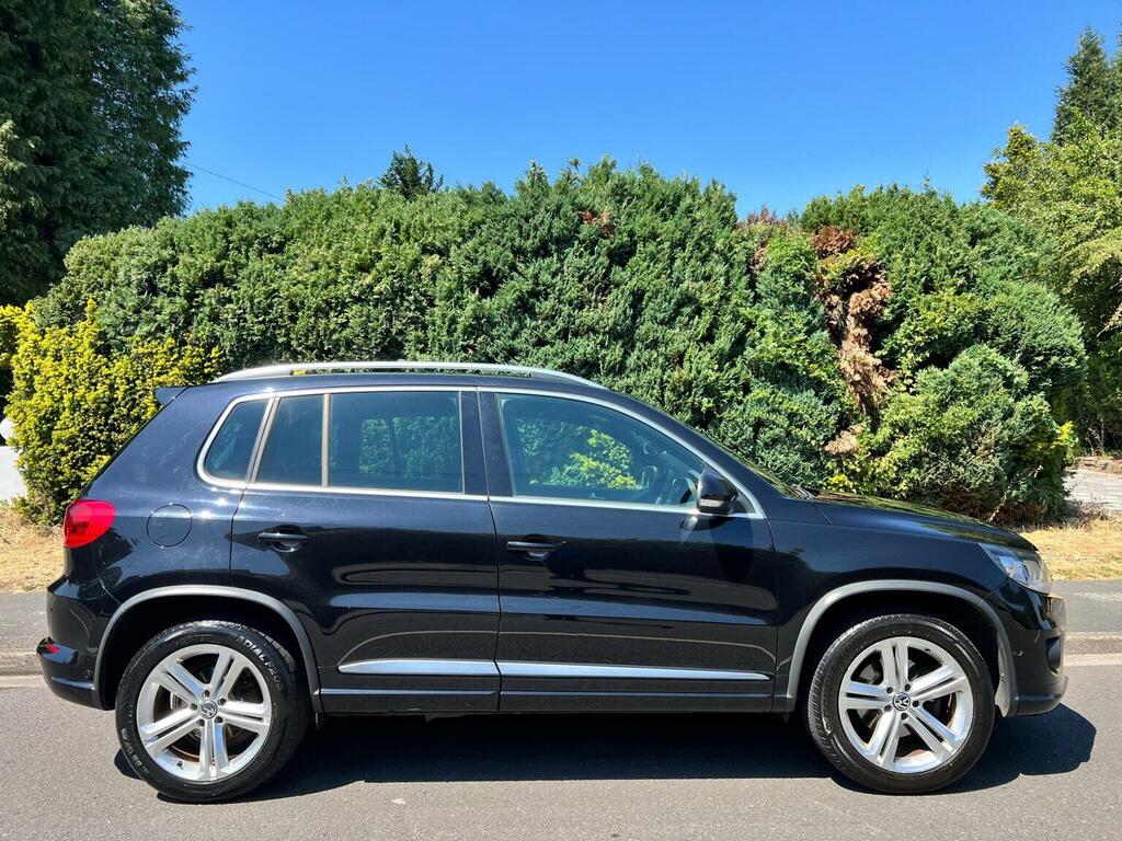 Volkswagen Tiguan 2.0 Tdi Bluemotion Tech R-line 4Wd Euro 6 Ss SG65WRP Black #2